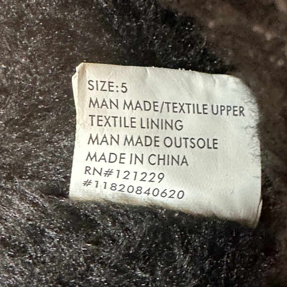 Girls “bebe girls” boots. Size 5. Excellent condition. - Picture 7 of 12